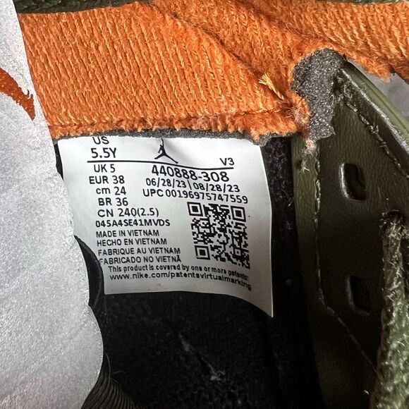 Nike Air Jordan 5 Retro "Olive" 2024 GS Sz 5.5Y OG RARE MJ Metallic (440888-308) - Picture 6 of 6